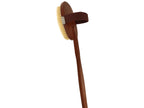 Badebürste aus dunklem Holz