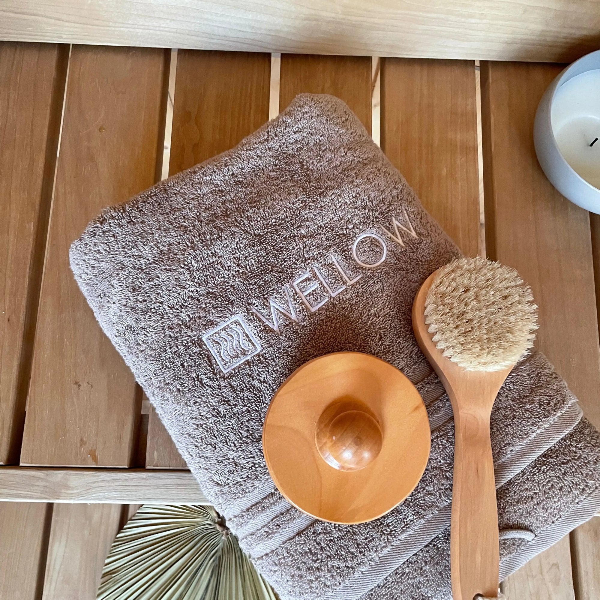 Kurze Saunabürste mit Naturborsten - Wellow Sauna