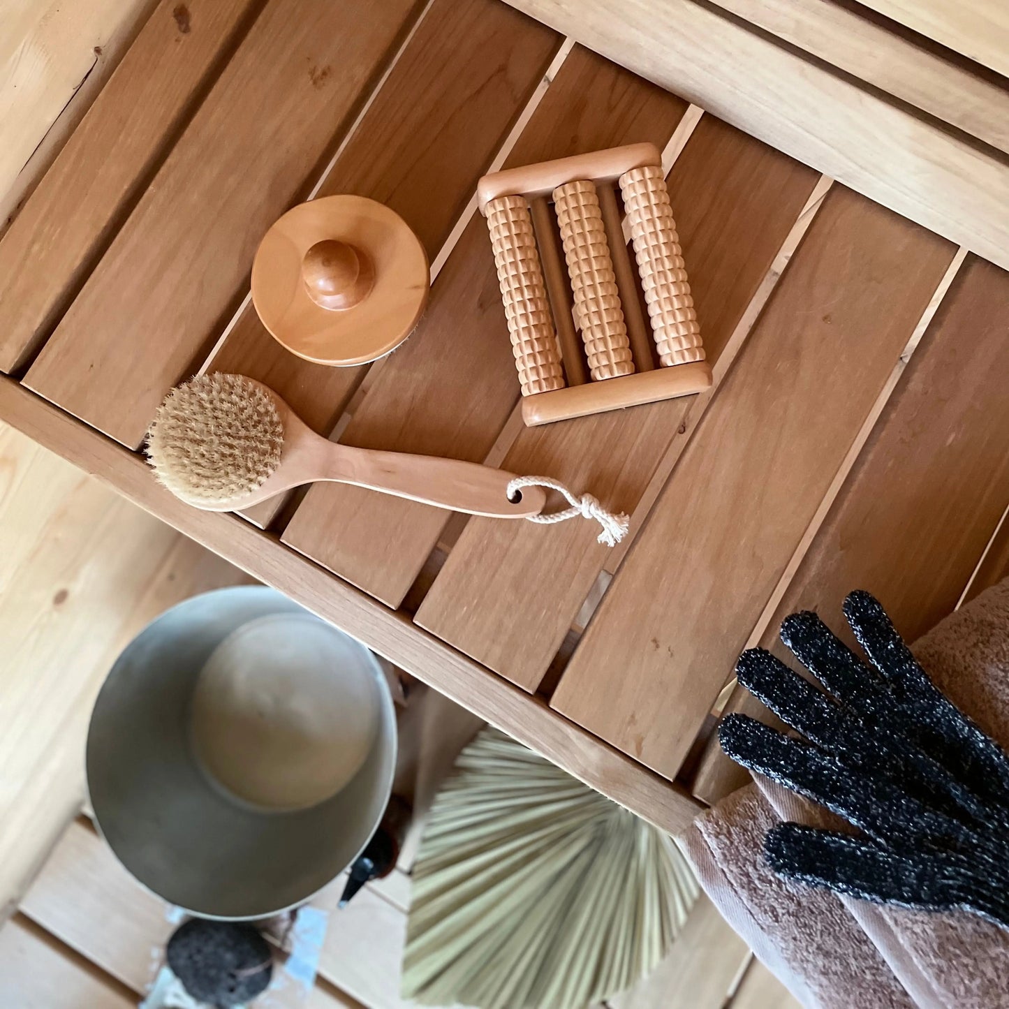 Runde Badebürste mit Massagenoppen - Wellow Sauna